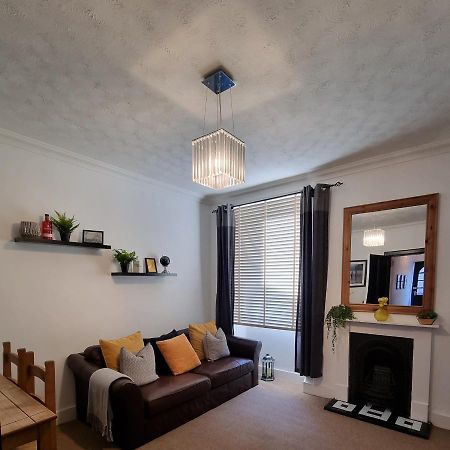 Inverness City Centre Flat Extérieur photo