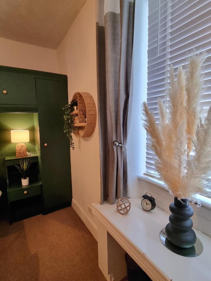 Inverness City Centre Flat Extérieur photo